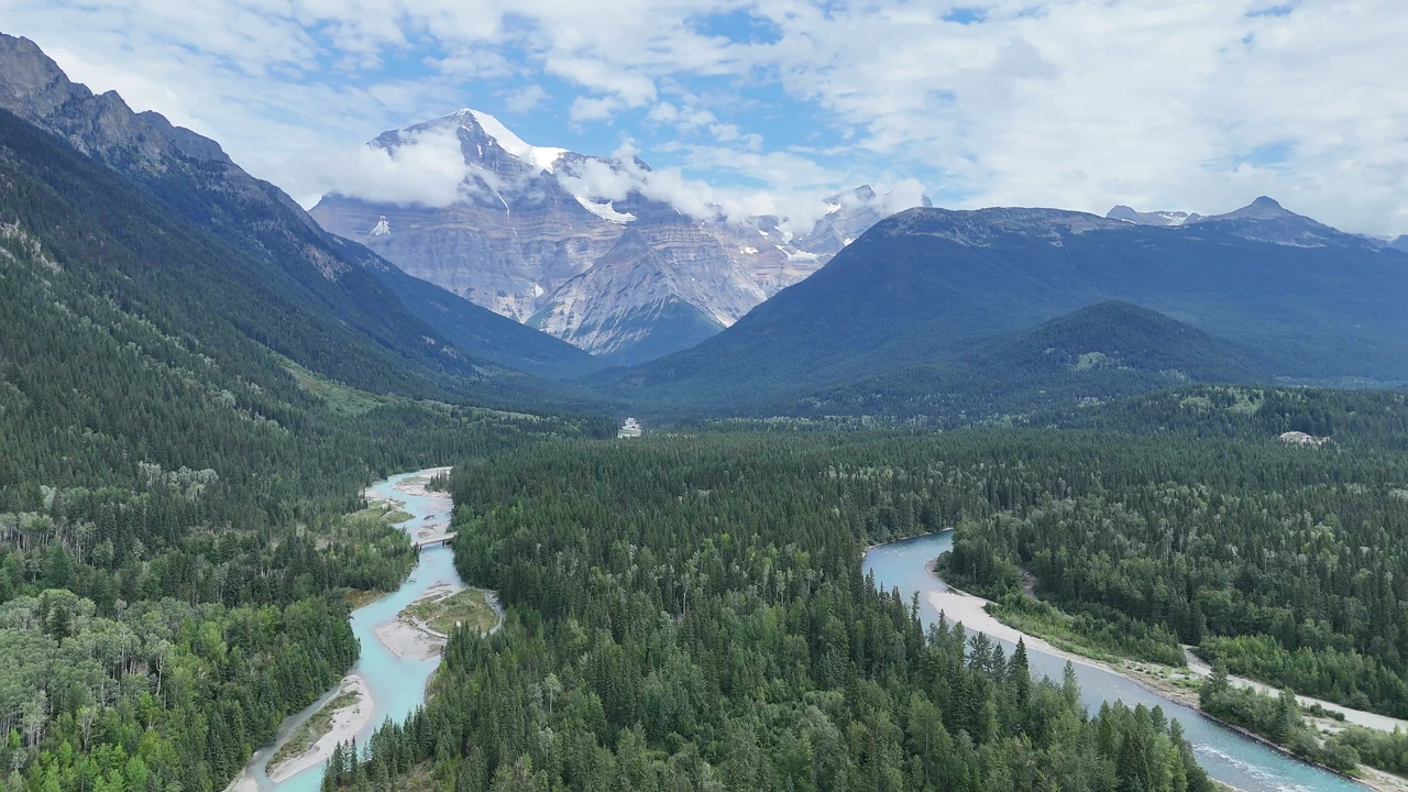 Horizontal framing example of a river and mountains in British Columbia